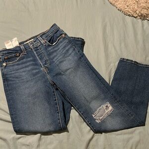 Levi’s Wedgie Straight 27